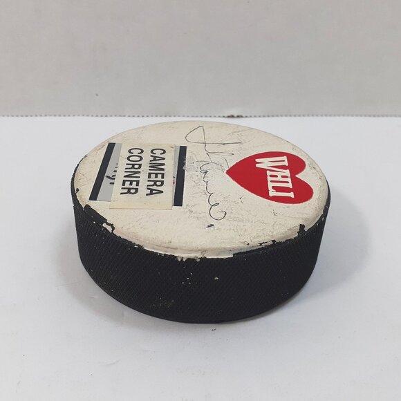 New York Islanders John Tonelli Signed Hockey Puck Autograph WHLI 104.7 FM Radio - Picture 5 of 6